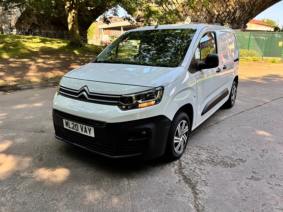 Used 2020 Citroen Berlingo Enterprise M White - Interior and Exterior details 10