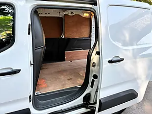 Used 2020 Citroen Berlingo Enterprise M White - Interior and Exterior details 18