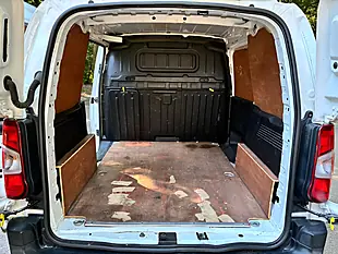 Used 2020 Citroen Berlingo Enterprise M White - Interior and Exterior details 19