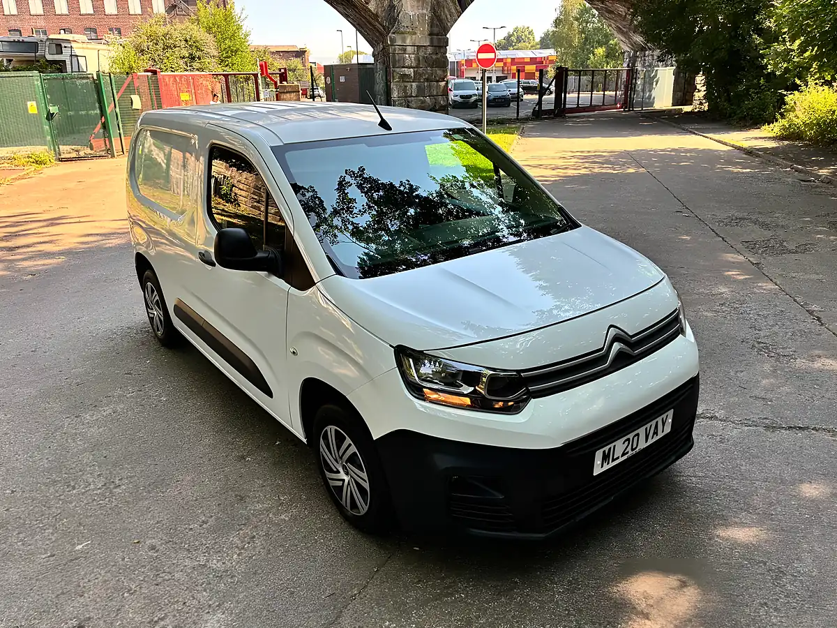 Used 2020 Citroen Berlingo Enterprise M White - Interior and Exterior details 20