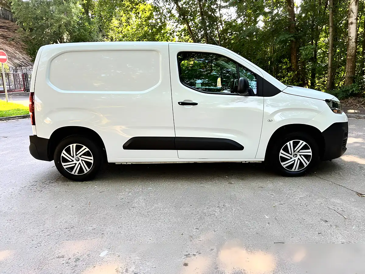 Used 2020 Citroen Berlingo Enterprise M White - Interior and Exterior details 3