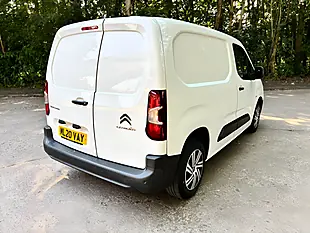 Used 2020 Citroen Berlingo Enterprise M White - Interior and Exterior details 5