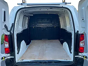 Used 2020 Citroen Berlingo Enterprise M White - Interior and Exterior details 11