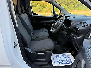 Used 2020 Citroen Berlingo Enterprise M White - Interior and Exterior details 12