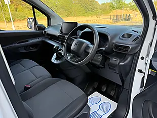Used 2020 Citroen Berlingo Enterprise M White - Interior and Exterior details 13