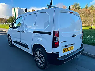 Used 2020 Citroen Berlingo Enterprise M White - Interior and Exterior details 3