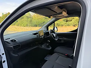 Used 2020 Citroen Berlingo Enterprise M White - Interior and Exterior details 8
