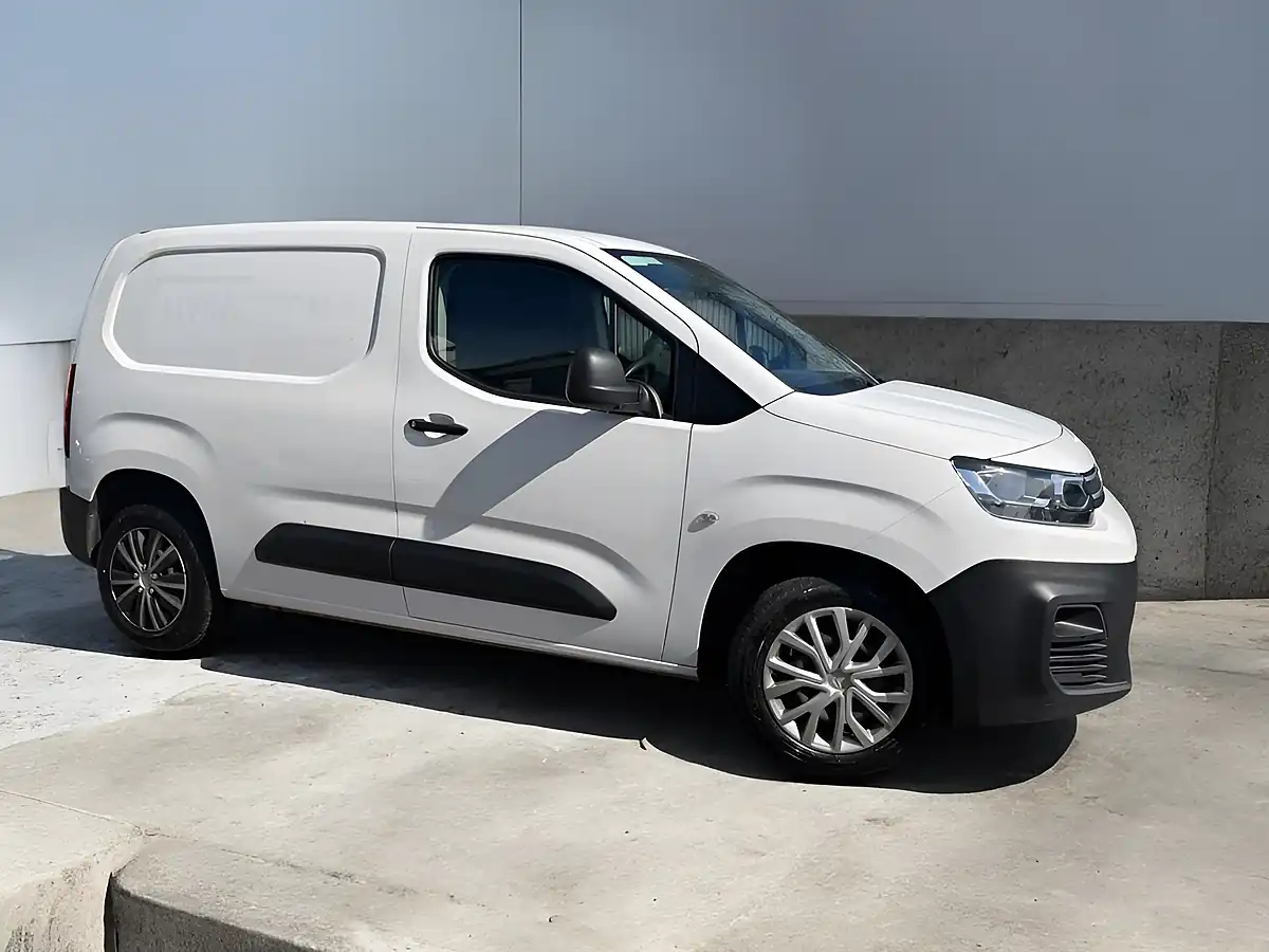 Used 2020 Citroen Berlingo Enterprise M White - Front View