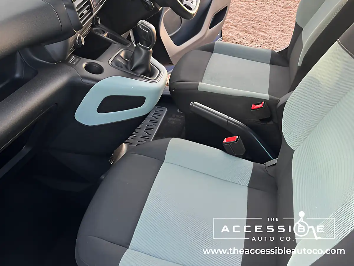 Used 2020 Citroen Berlingo Feel Blue - Interior and Exterior details 13