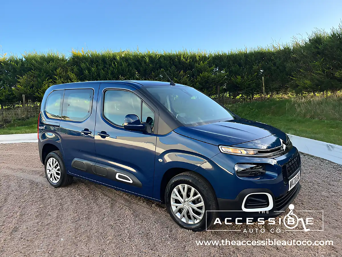 Used 2020 Citroen Berlingo Feel Blue - Interior and Exterior details 3