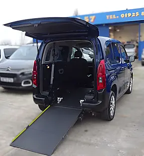 Used 2020 Citroen Berlingo Feel Blue - Interior and Exterior details 14