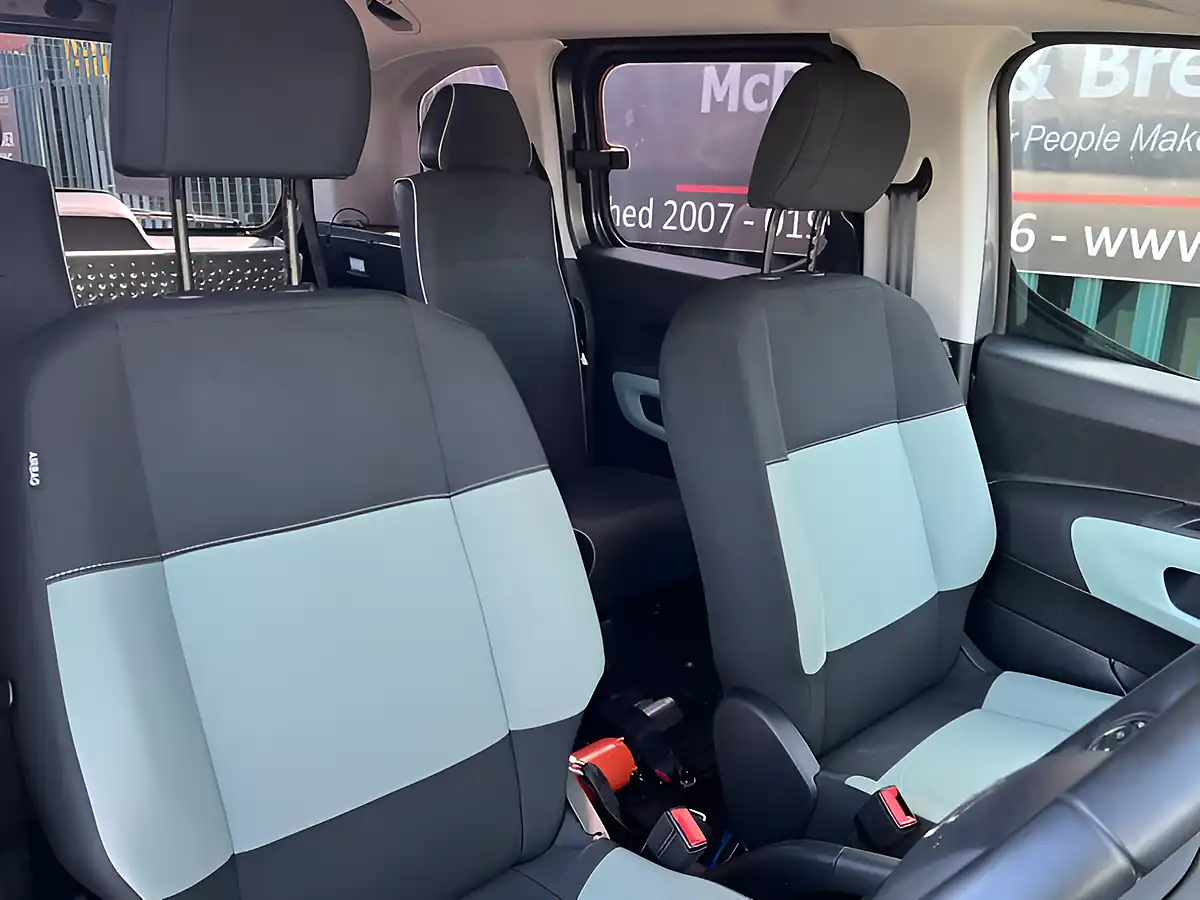 Used 2020 Citroen Berlingo Feel M S/S Grey - Interior and Exterior details 17