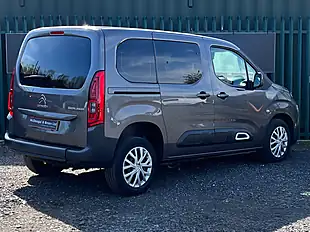 Used 2020 Citroen Berlingo Feel M S/S Grey - Interior and Exterior details 6