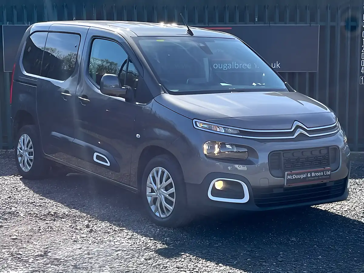 Used 2020 Citroen Berlingo Feel M S/S Grey - Interior and Exterior details 8