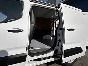 Used 2020 Citroen Berlingo Worker M Panel Van White - Interior and Exterior details 11