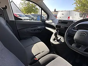 Used 2020 Citroen Berlingo Worker M Panel Van White - Interior and Exterior details 16