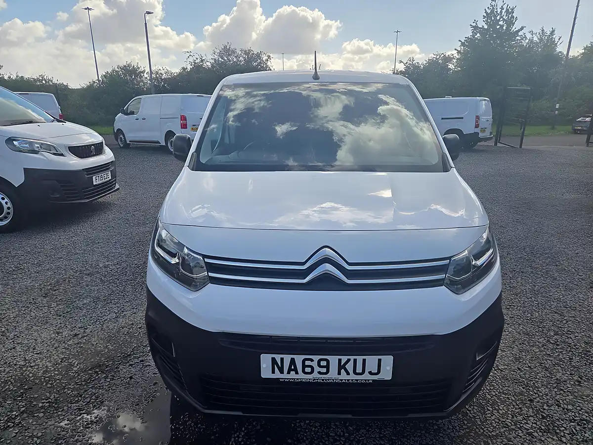 Used 2020 Citroen Berlingo Worker M Swb White - Interior and Exterior details 15