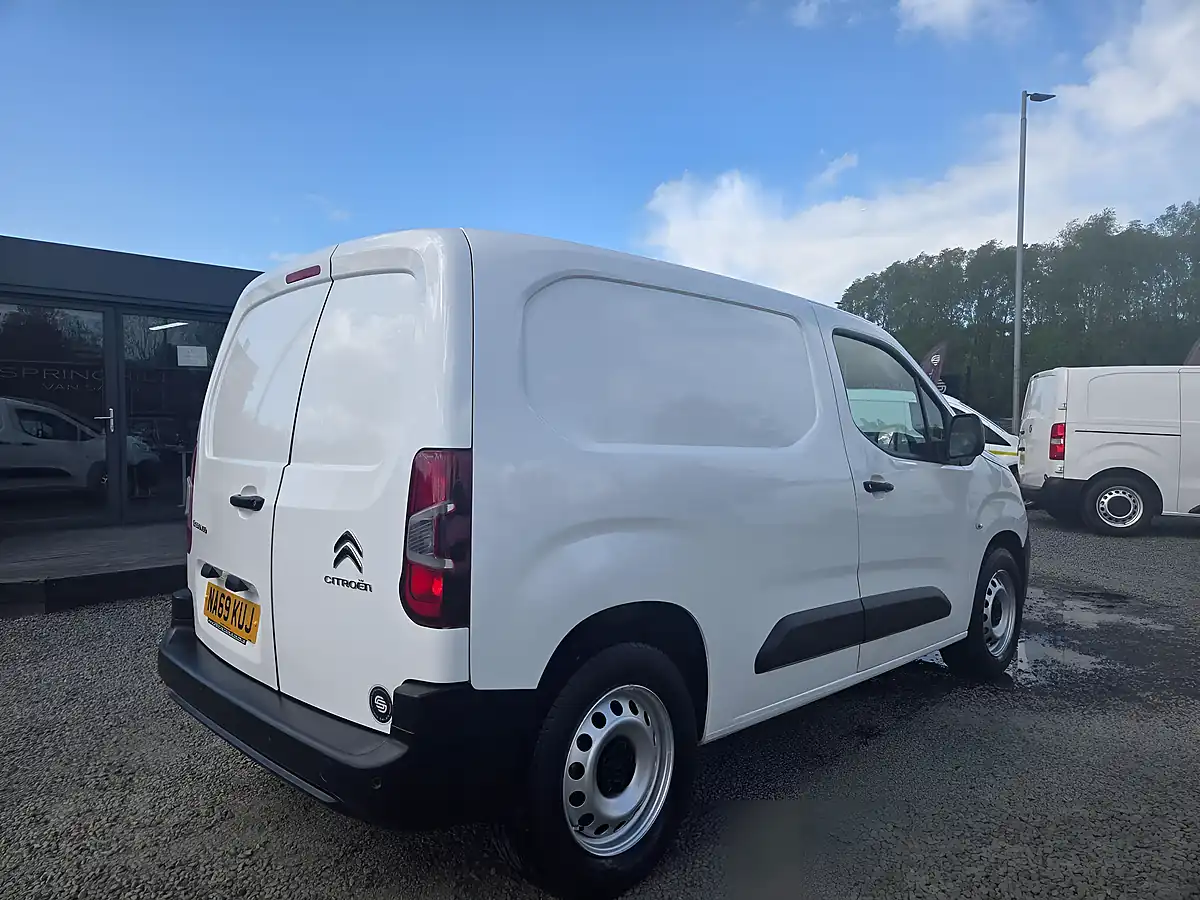 Used 2020 Citroen Berlingo Worker M Swb White - Interior and Exterior details 5