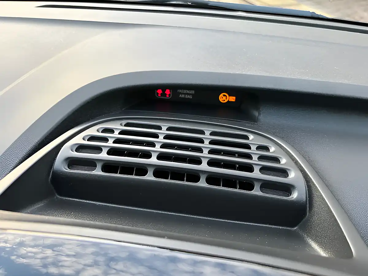 Used 2020 Citroen C1 Flair Ardin Grey - Interior and Exterior details 17