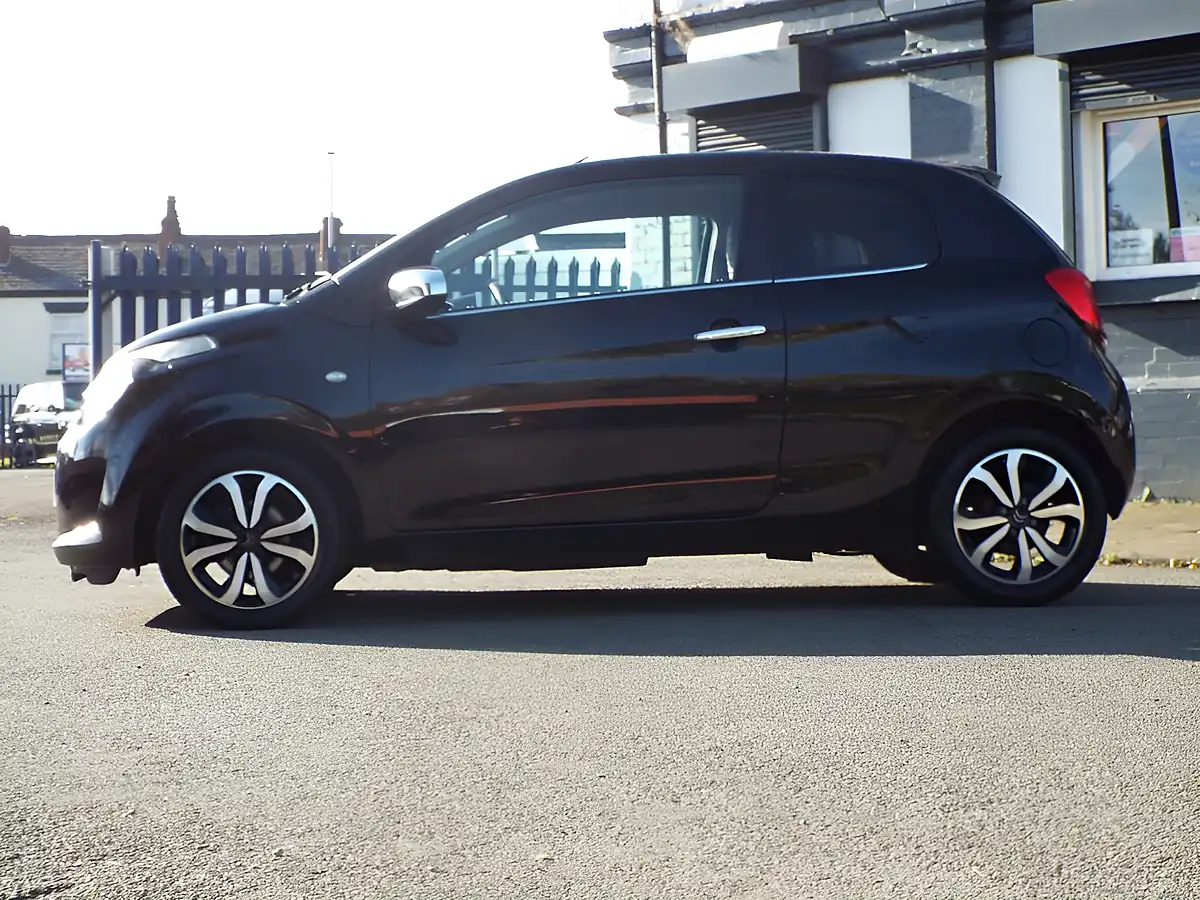 Used 2020 Citroen C1 Flair Black - Interior and Exterior details 11
