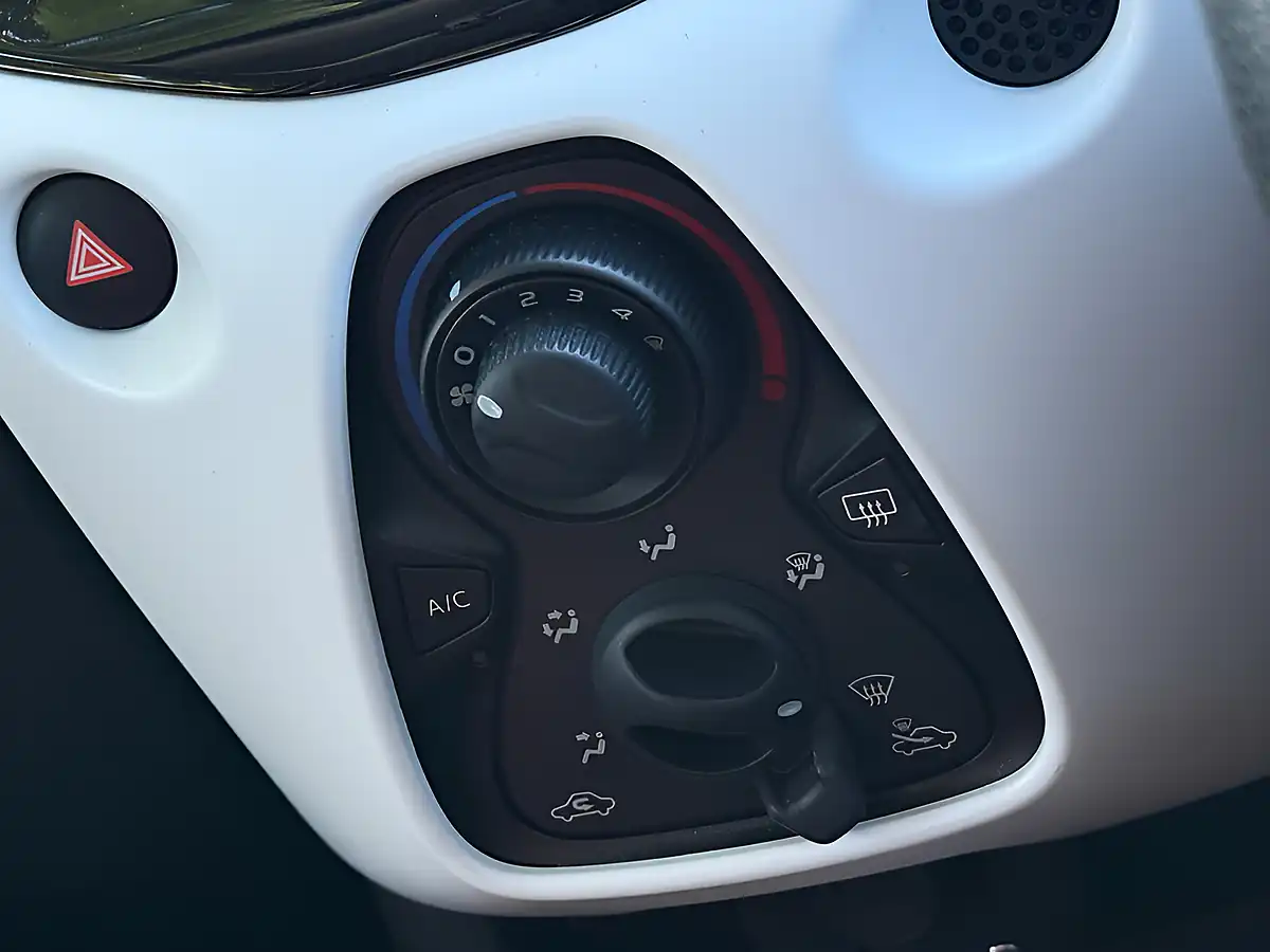 Used 2020 Citroen C1 Urban Ride White - Interior and Exterior details 14