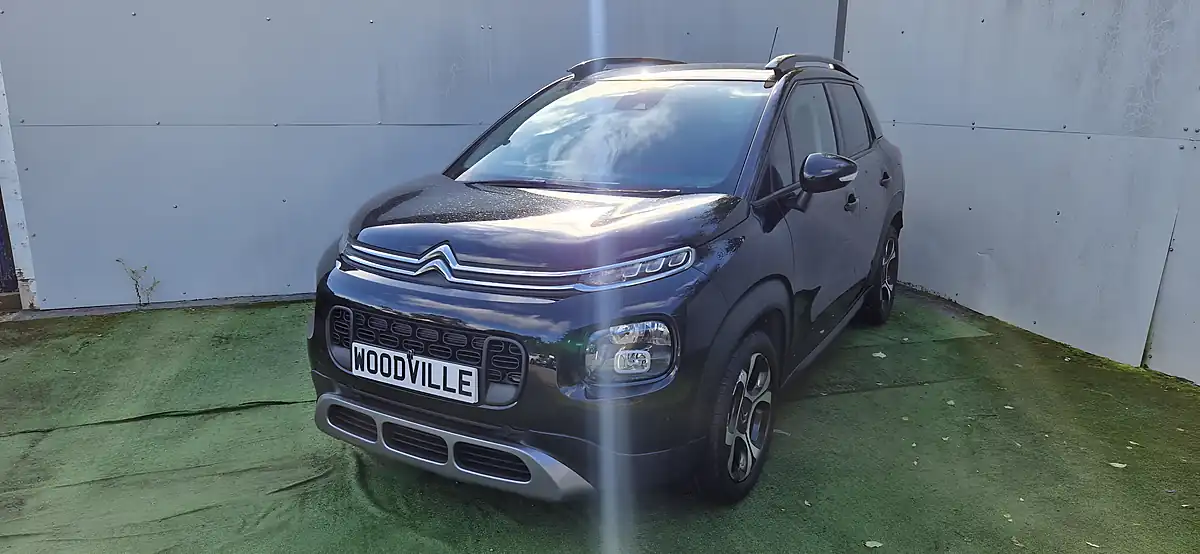 Used 2020 Citroen C3 Aircross Flair Black - Front View