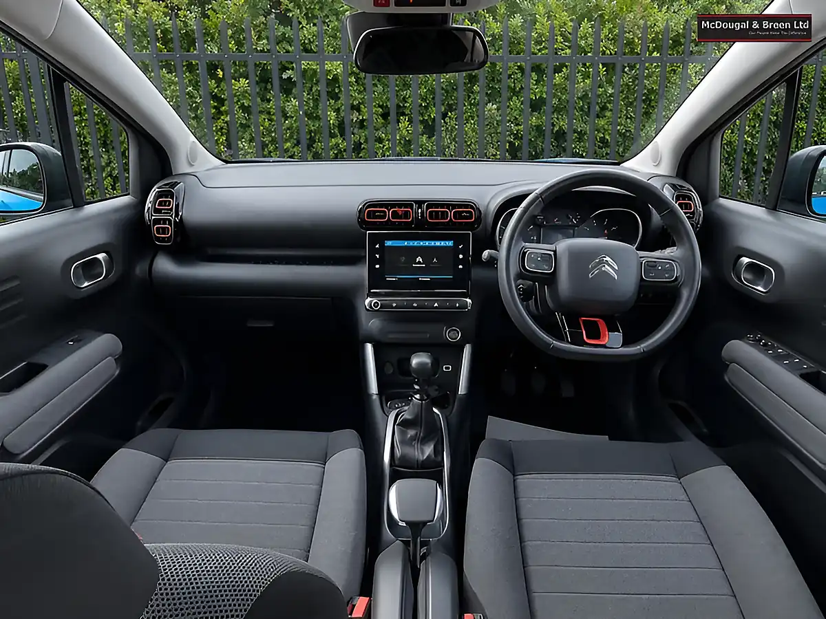Used 2020 Citroen C3 Aircross Flair Blue - Interior and Exterior details 11