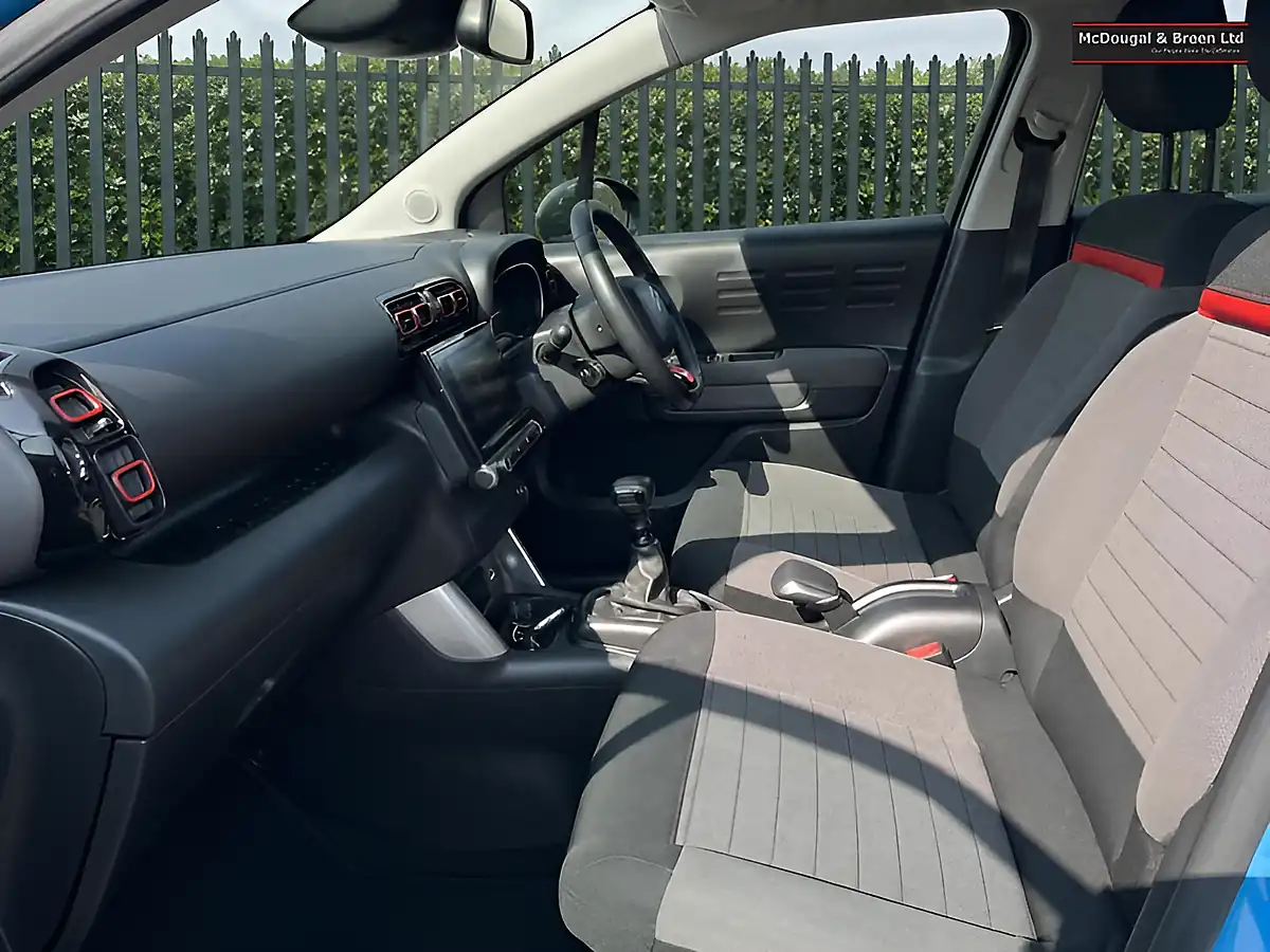 Used 2020 Citroen C3 Aircross Flair Blue - Interior and Exterior details 13