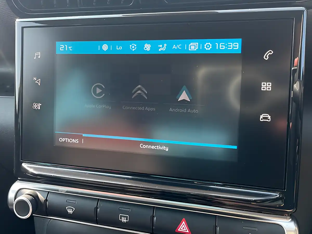 Used 2020 Citroen C3 Aircross Flair Blue - Interior and Exterior details 16