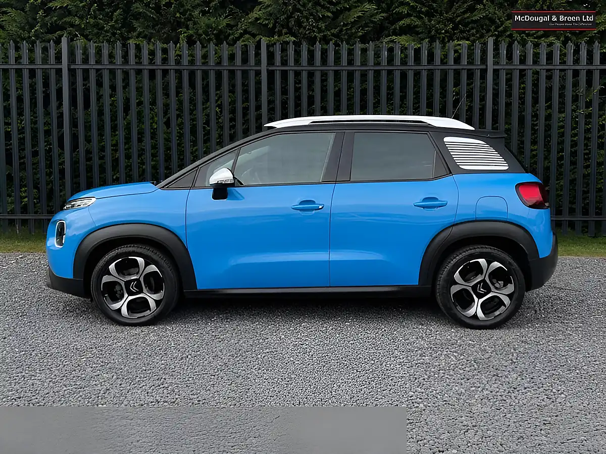 Used 2020 Citroen C3 Aircross Flair Blue - Interior and Exterior details 2