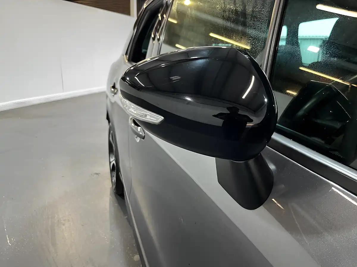 Used 2020 Citroen C3 Aircross Flair Grey - Interior and Exterior details 9