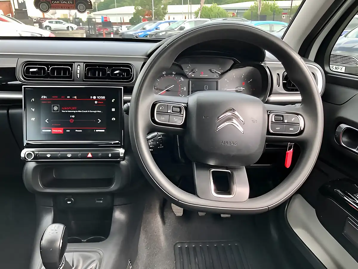 Used 2020 Citroen C3 Feel Polar White - Interior and Exterior details 12