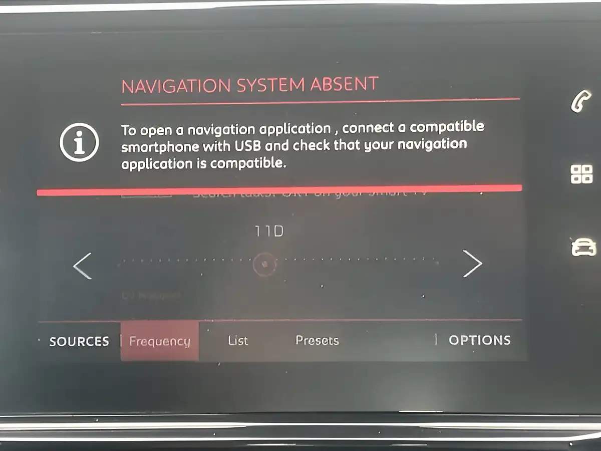 Used 2020 Citroen C3 Feel Polar White - Interior and Exterior details 13