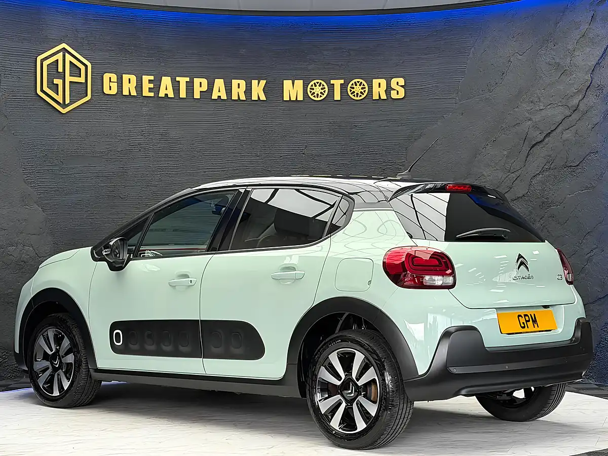 Used 2020 Citroen C3 Flair Plus Green - Interior and Exterior details 7