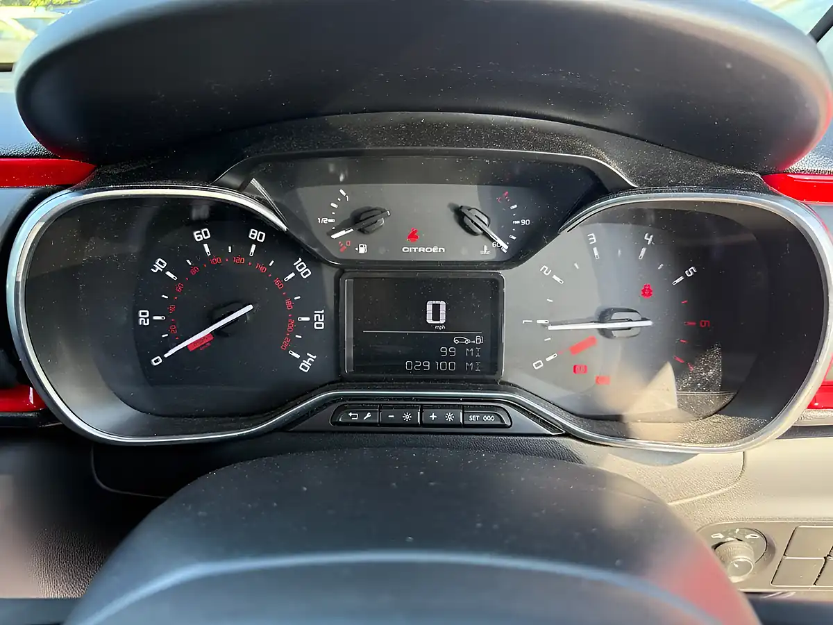 Used 2020 Citroen C3 Flair Plus Perla Nera Black - Interior and Exterior details 19
