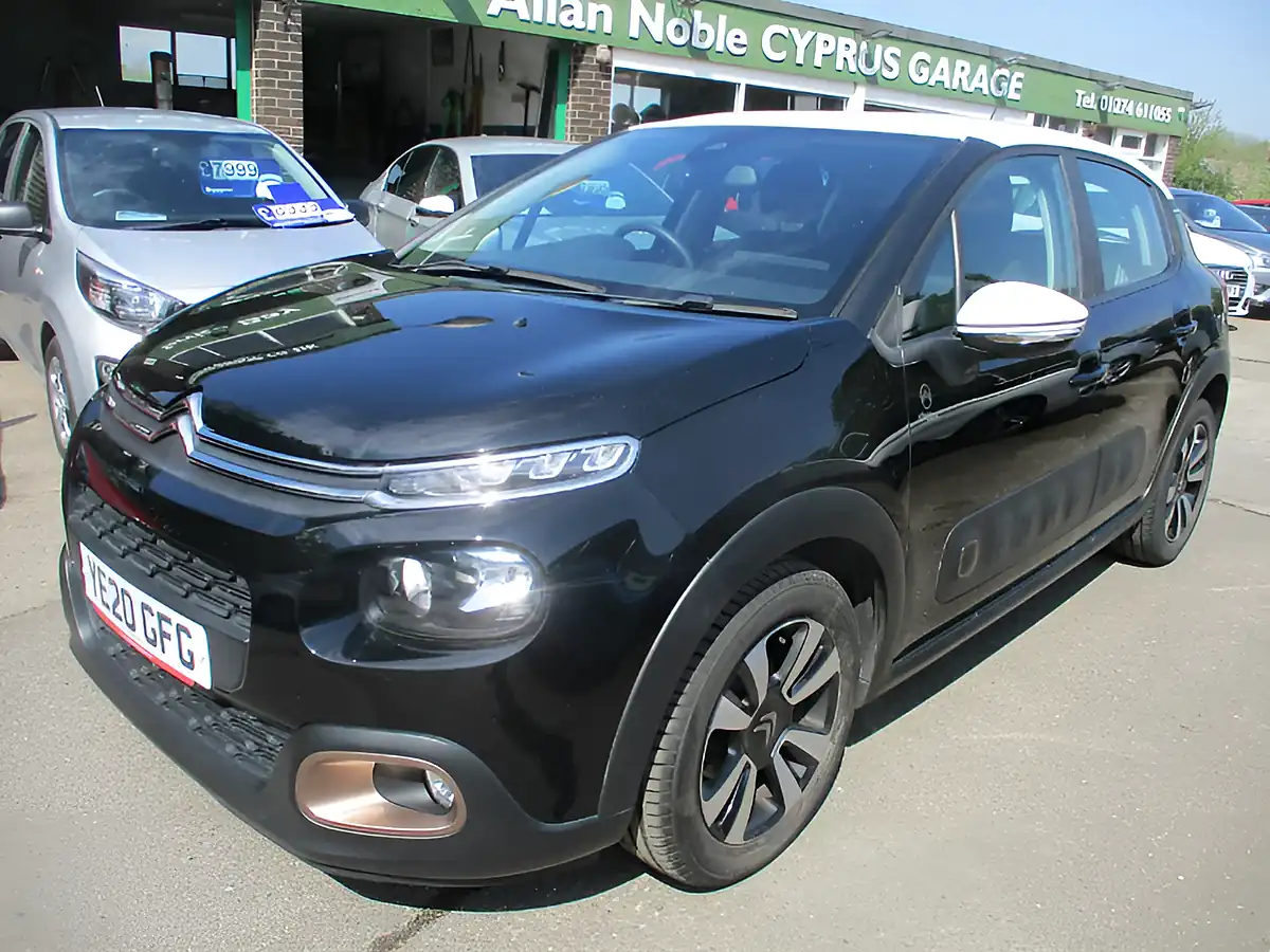 Used 2020 Citroen C3 Origins Black - Front View