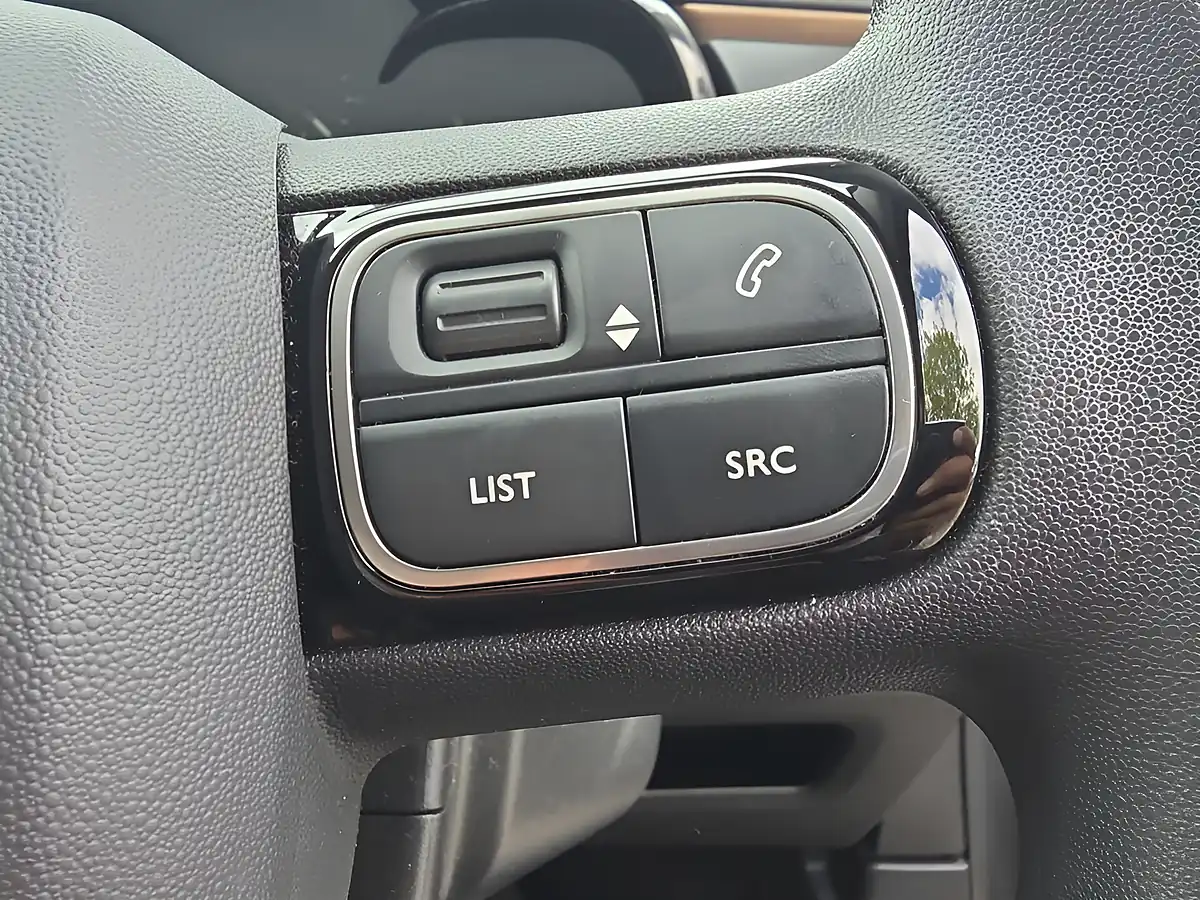 Used 2020 Citroen C3 Origins Grey - Interior and Exterior details 16