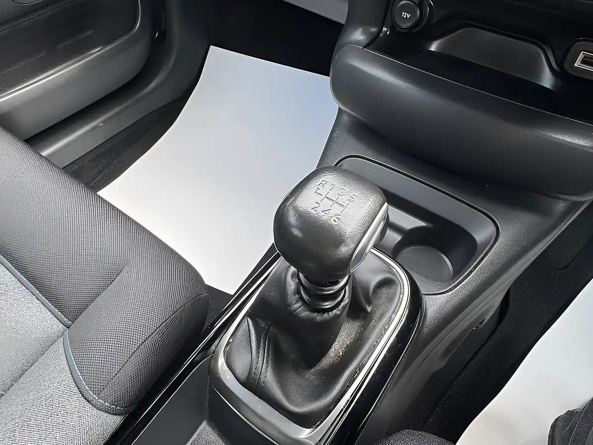 Used 2020 Citroen C4 Cactus Feel Grey - Interior and Exterior details 17