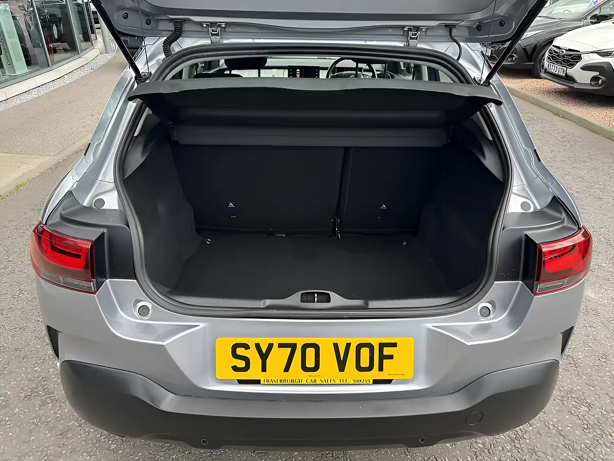 Used 2020 Citroen C4 Cactus Feel Grey - Interior and Exterior details 7
