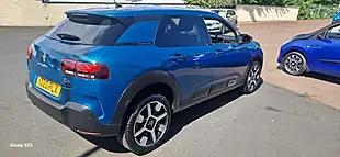 Used 2020 Citroen C4 Cactus Flair Blue - Interior and Exterior details 17
