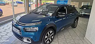 Used 2020 Citroen C4 Cactus Flair Blue - Interior and Exterior details 5