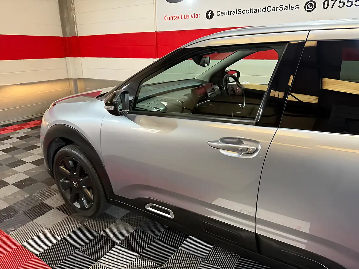 Used 2020 Citroen C4 Cactus Flair Grey - Interior and Exterior details 19