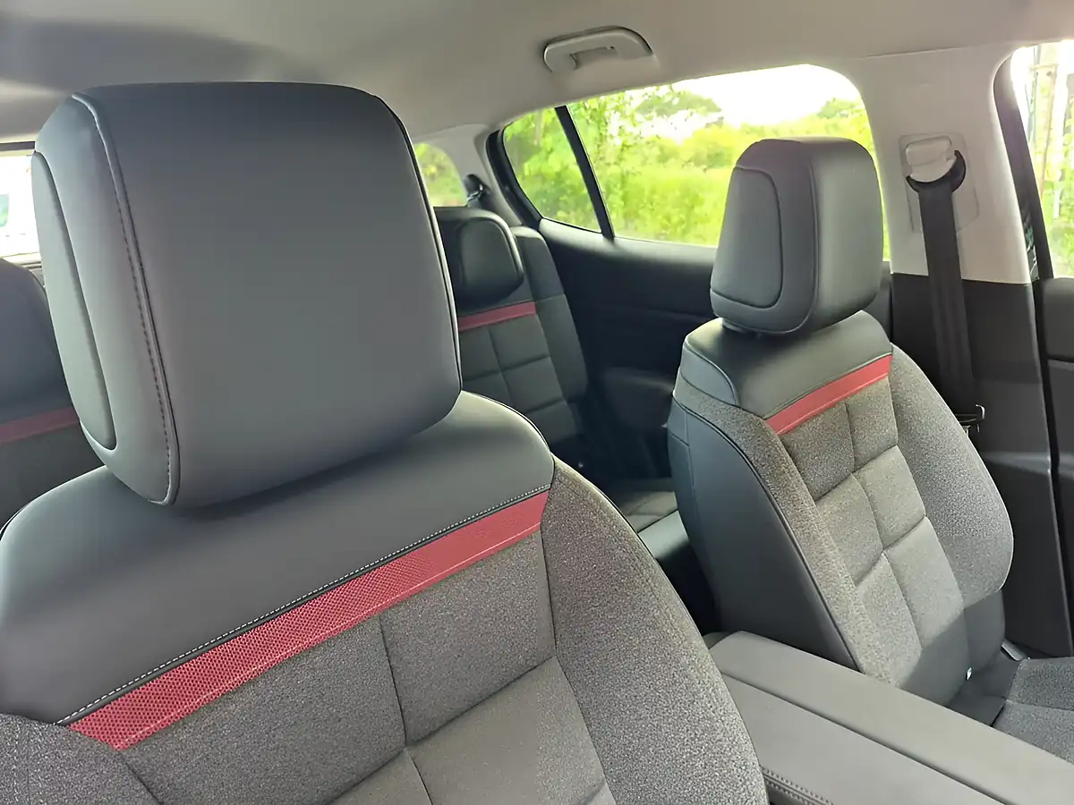 Used 2020 Citroen C5 Aircross Flair Black - Interior and Exterior details 15