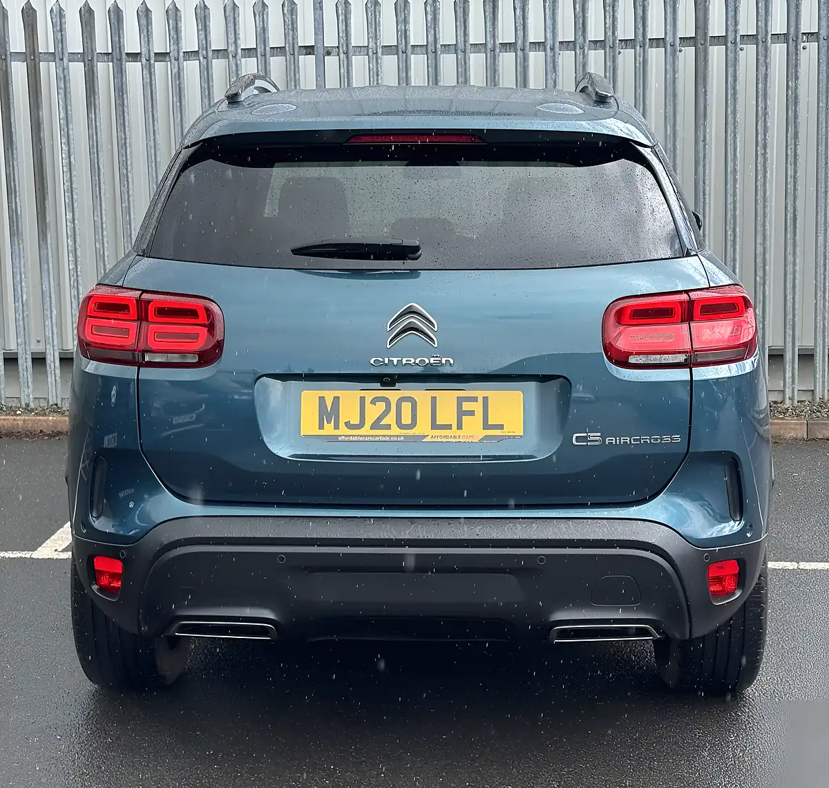 Used 2020 Citroen C5 Aircross Flair Blue - Interior and Exterior details 6