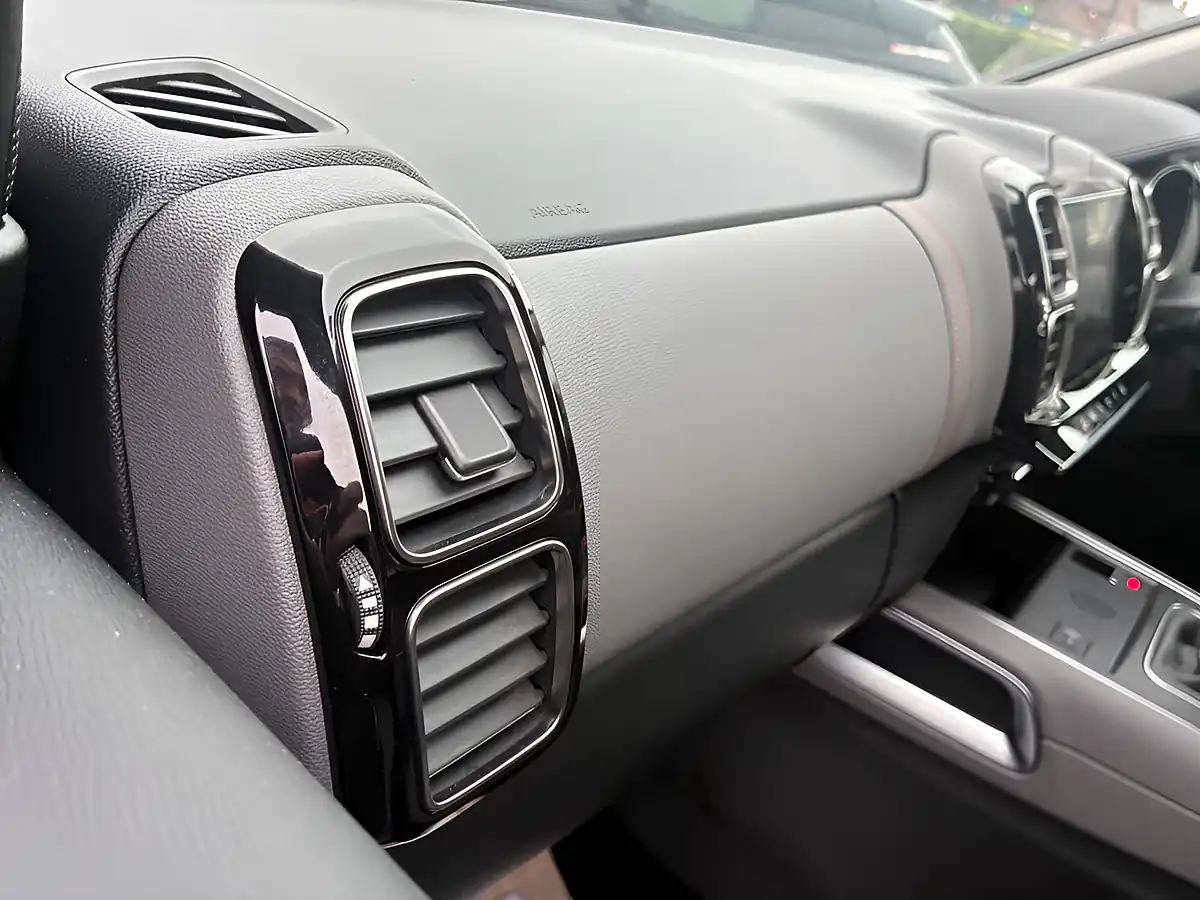 Used 2020 Citroen C5 Aircross Flair Grey - Interior and Exterior details 13