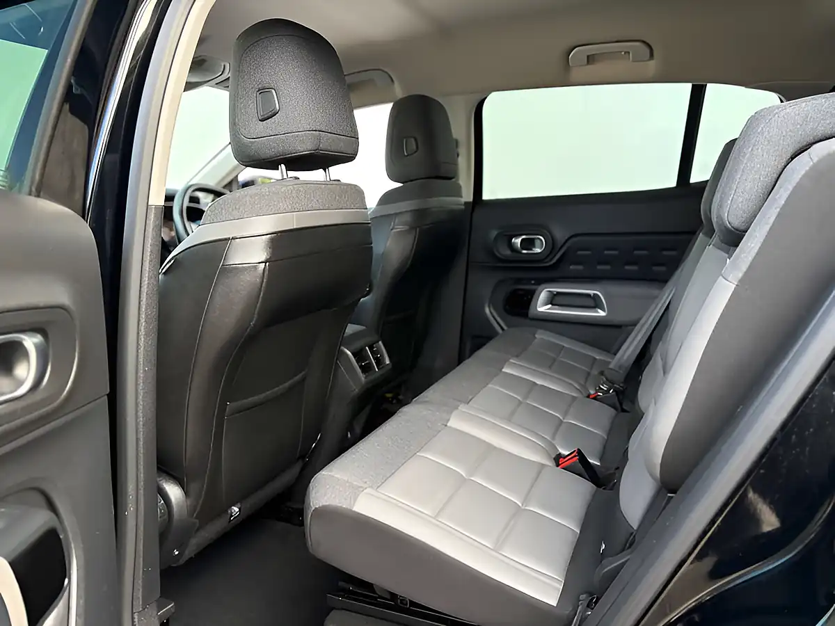 Used 2020 Citroen C5 Aircross Flair Perla Nera Black - Interior and Exterior details 18