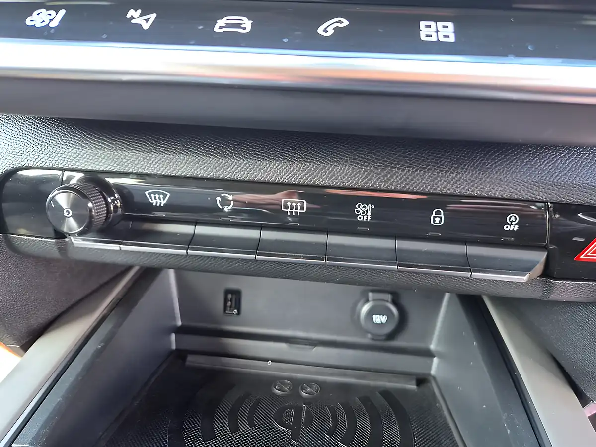 Used 2020 Citroen C5 Aircross Flair Plus Blue - Interior and Exterior details 19