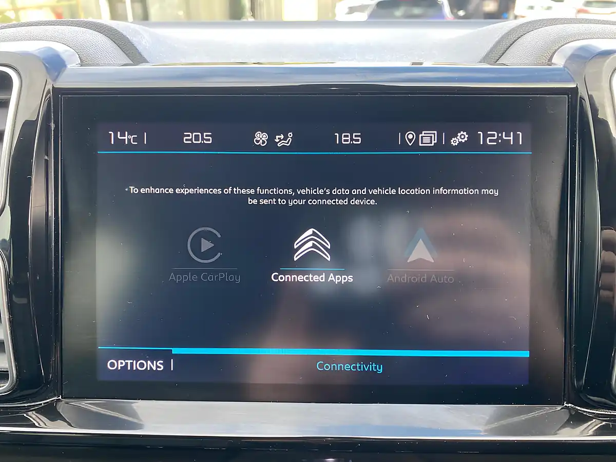 Used 2020 Citroen C5 Aircross Flair White - Interior and Exterior details 17