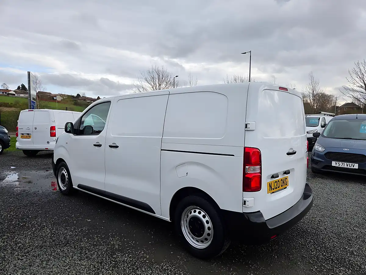Used 2020 Citroen Dispatch 1000 X M White - Interior and Exterior details 16