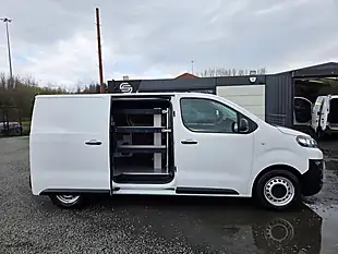Used 2020 Citroen Dispatch 1000 X M White - Interior and Exterior details 4